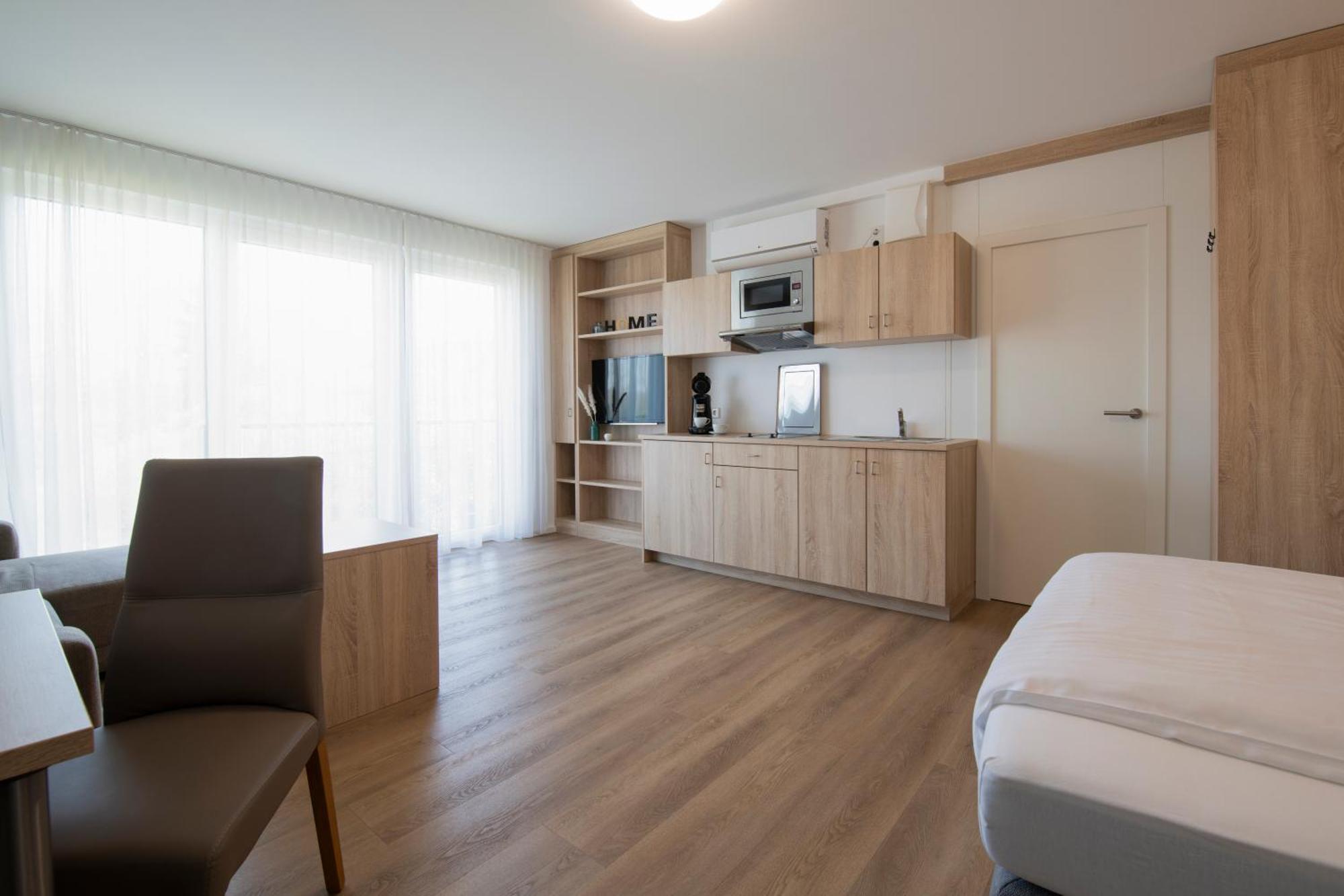 Smart & Stay Aparthotel Saarlouis Lisdorf - Self-Check-In - Free Parking Exterior foto